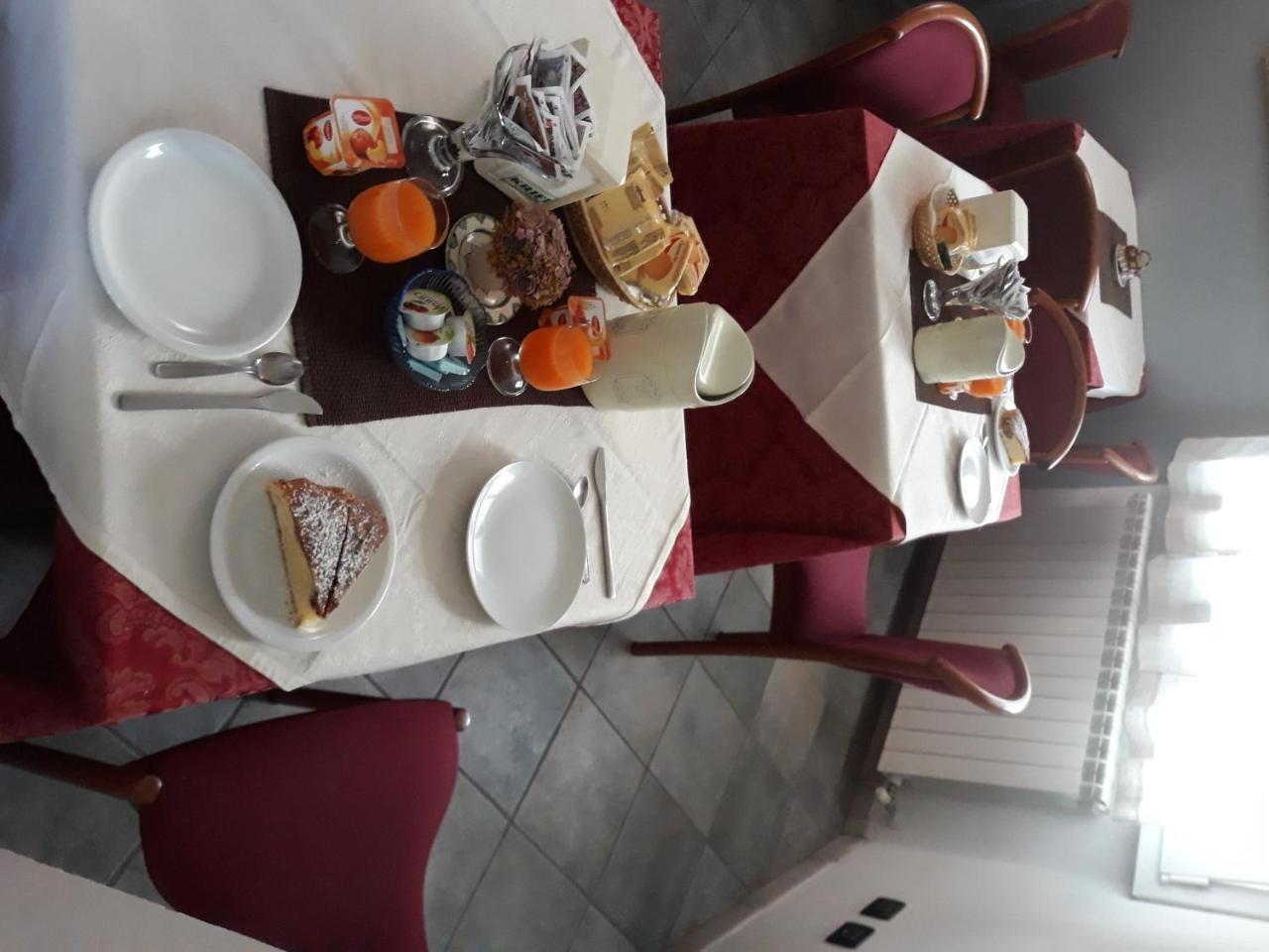 Adelphi Room & Breakfast Ferrara Eksteriør bilde